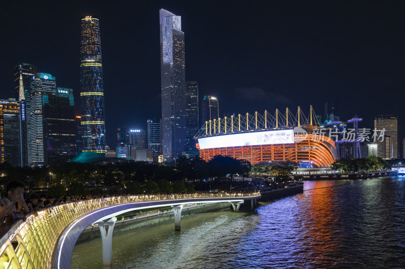 广州珠江新城CBD东塔西塔城市风光夜景