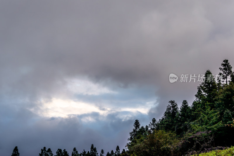 重庆武隆仙女山天空