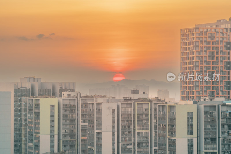 柳州城市建筑和落日