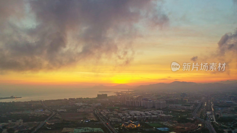 海南海岸线火烧云