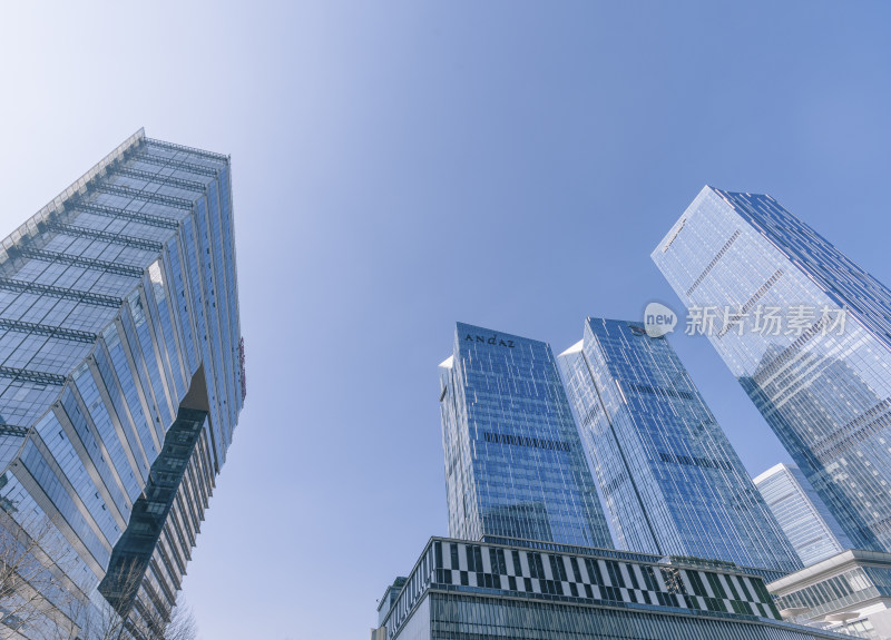 江苏南京河西商业区玻璃幕墙高楼
