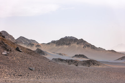 青海海西州茫崖黑独山-戈壁荒漠风光