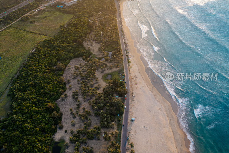 航拍海南万宁日月湾海边椰林公路