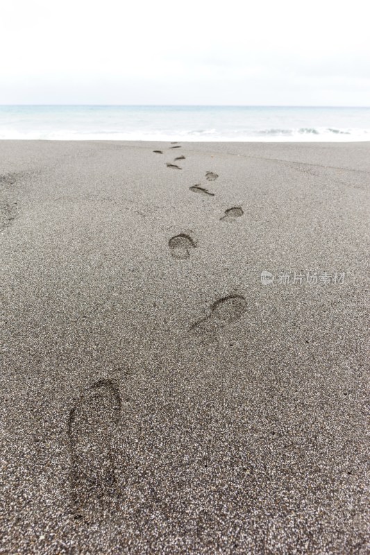 台湾海边的脚印