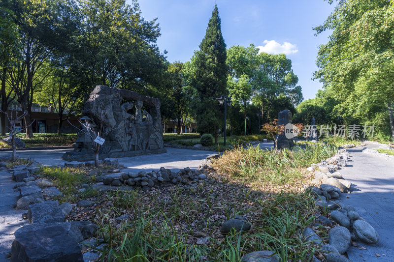 武汉汉阳江滩公园大禹神话园风景