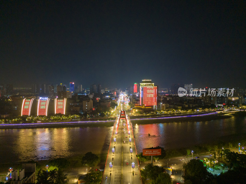 四川德阳城市夜景交通航拍图