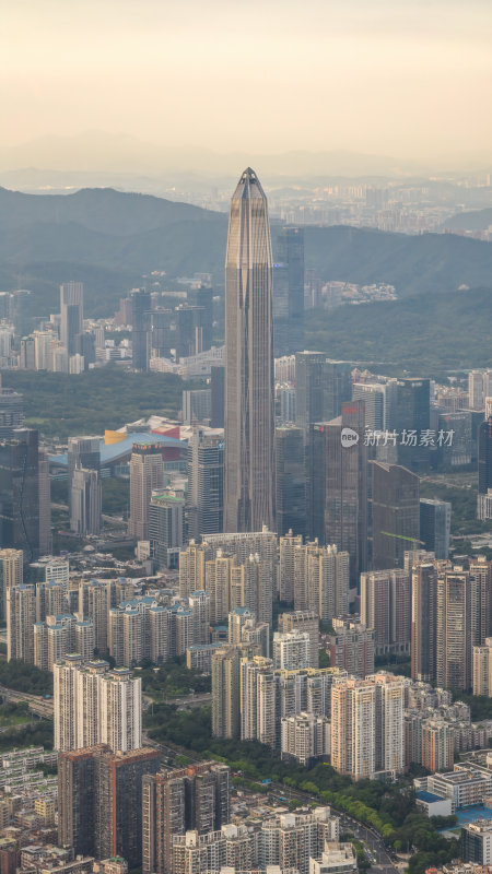 深圳福田CBD大湾区平安大厦夜景蓝调航拍