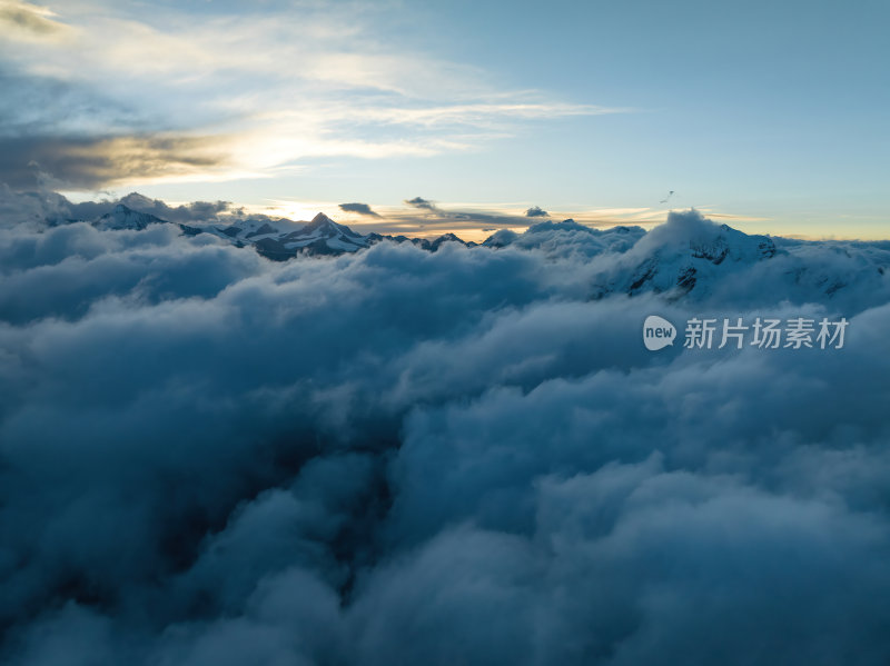 西藏日喀则珠峰东坡嘎玛沟喜马拉雅山脉航拍