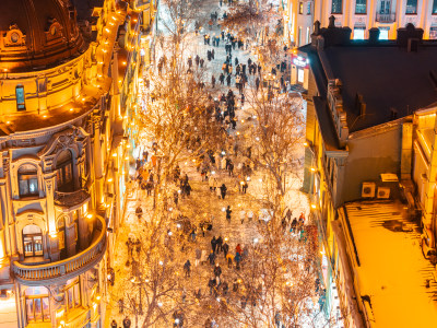 中国黑龙江哈尔滨中央大街夜晚雪景