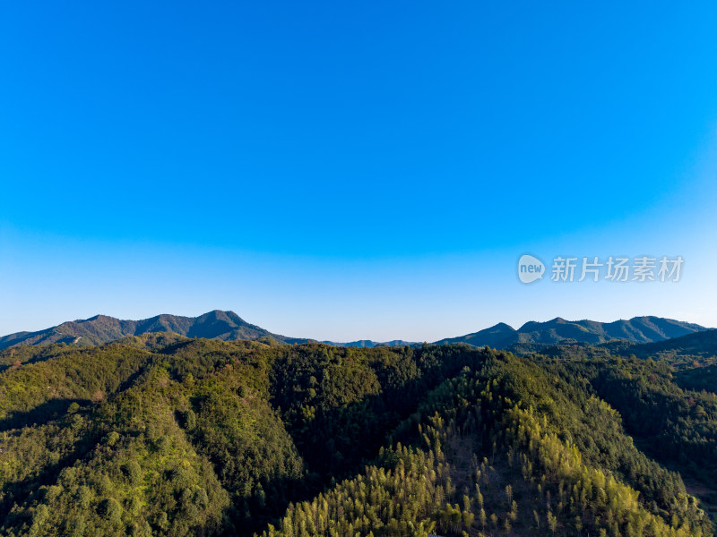 航拍大山乡村公路农田