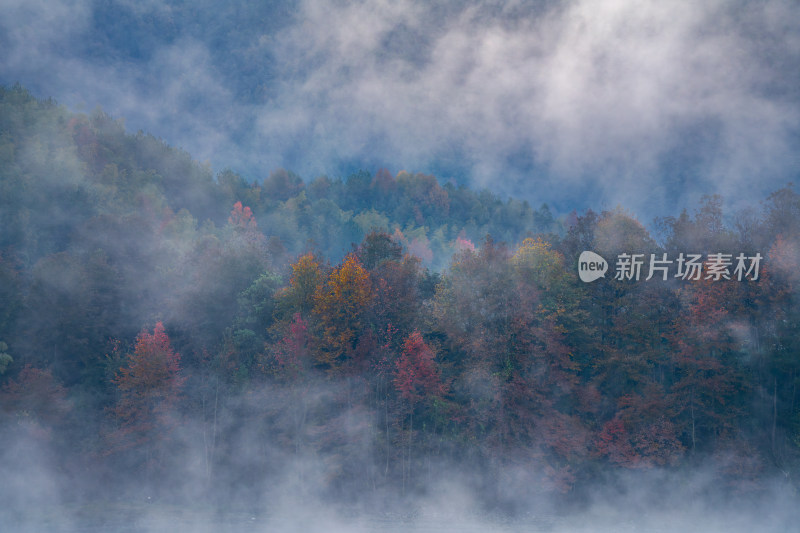 徽州黄山黟县皖南徽派建筑秋色奇墅湖仙境