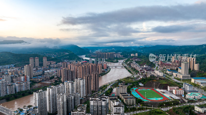 达州城市晚霞全景