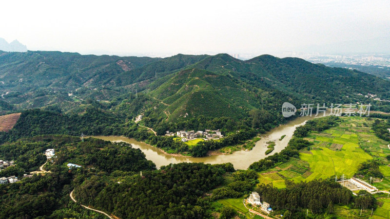 山峦 山川 河流