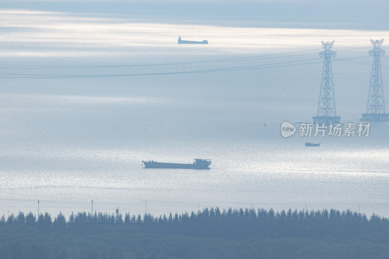 深圳铁仔山公园看深圳西湾