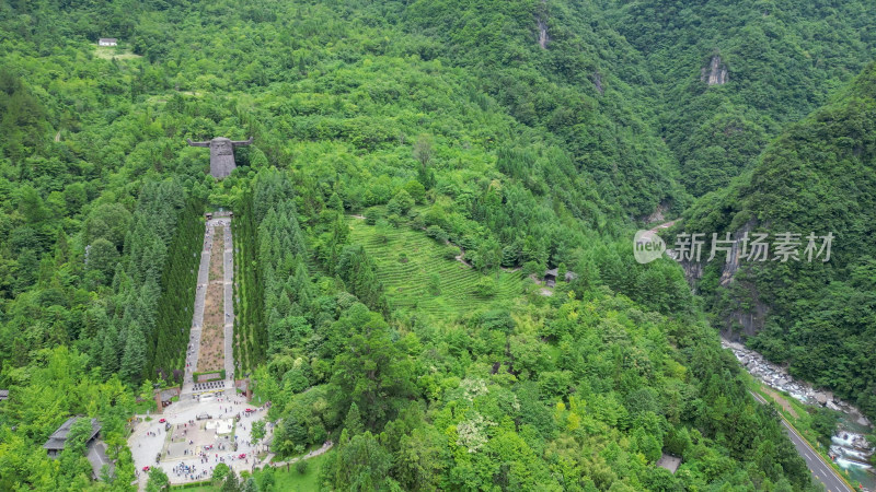 航拍湖北神农架神农坛景区