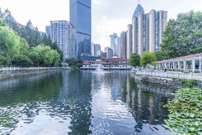 武汉江岸区小南湖公园风景