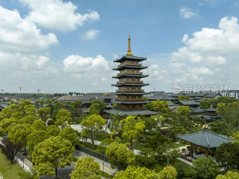 上海宝山寺寺庙中式建筑航拍