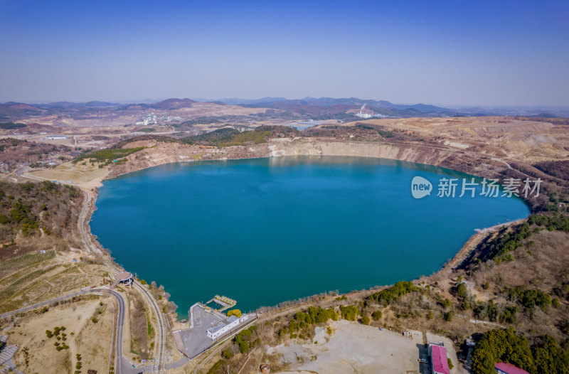 生态整治后的马鞍山南山矿风光