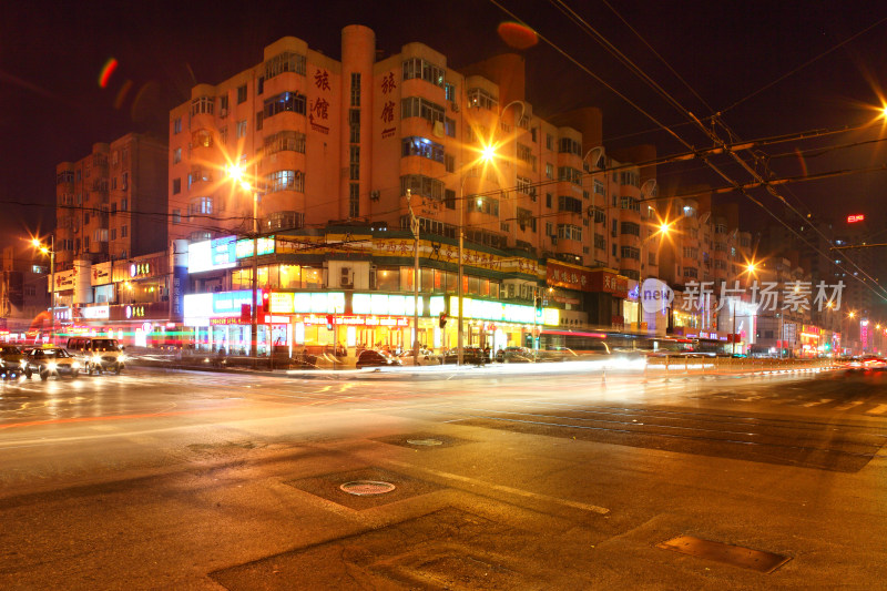 大连城市风光夜晚霓虹灯下大楼外景