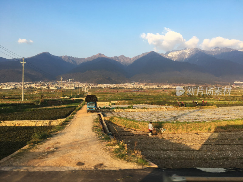 日落时的云南大理乡村景色