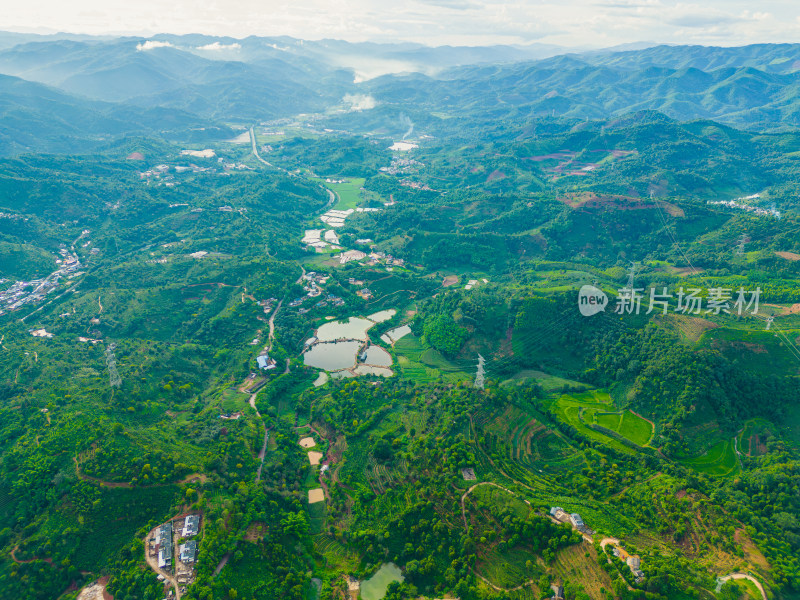 航拍天空高山农田田园村寨风光