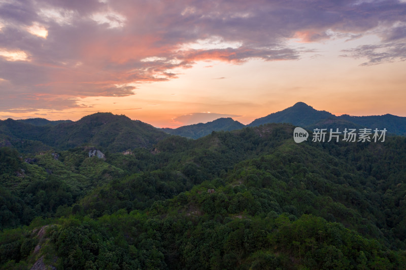 航拍5A景区缙云仙都鼎湖峰风光