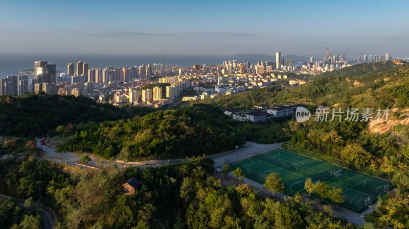 青岛城市航拍建筑楼房，浮山公园