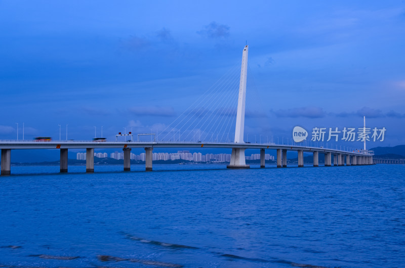 深圳湾公路大桥海景风光