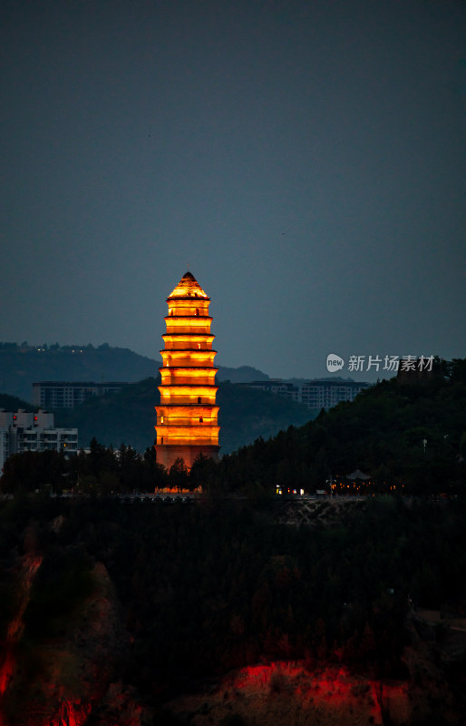 陕西延安宝塔山宝塔岭山寺塔夜景