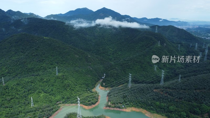 广东东莞：蓝天白云 绿水青山