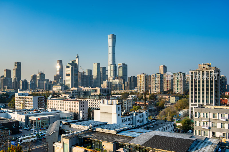 城市中林立的高楼大厦远景