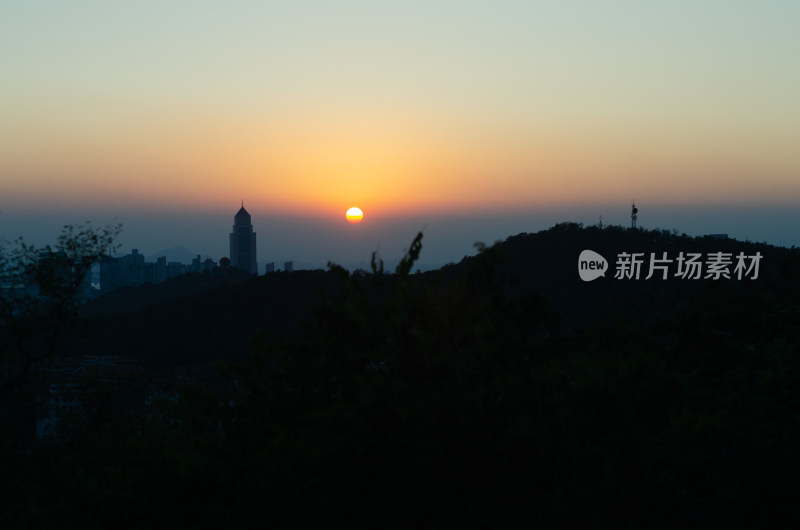 青岛太平山夕阳