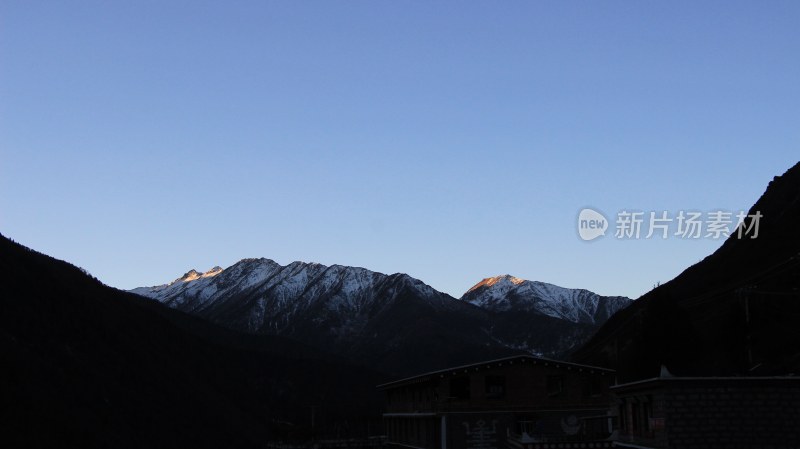 四姑娘山