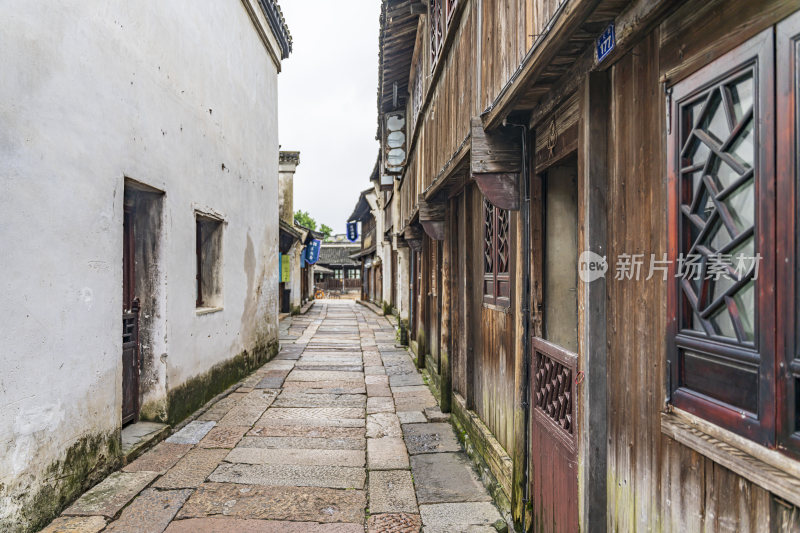 乌镇东栅古街道建筑风光