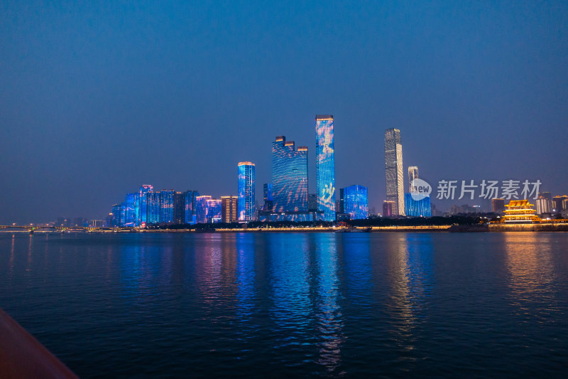 长沙市湘江夜景地标建筑灯光秀