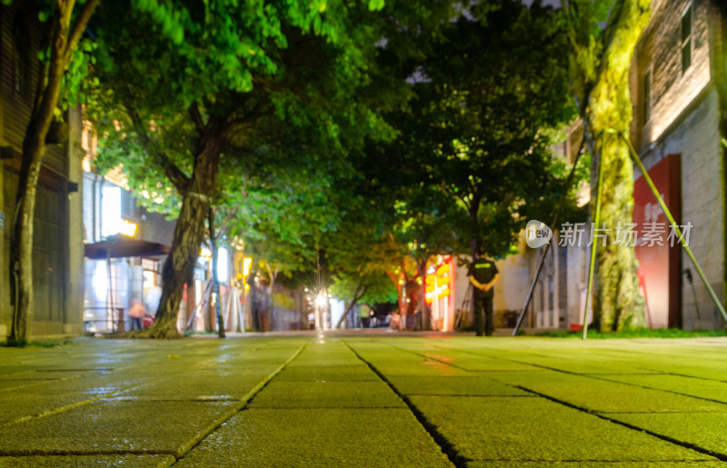 福州上下杭景区夜晚上的石板路