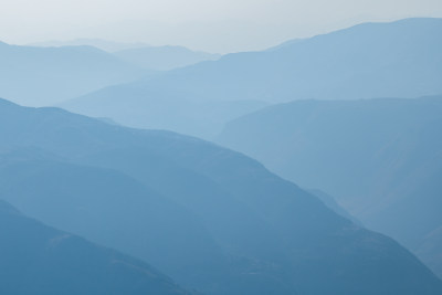 贵州高原山景丁达尔光线风景风光背景素材