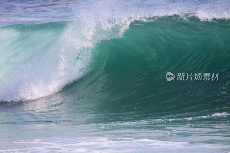 大海浪花巨浪浪潮汹涌海浪波涛汹涌