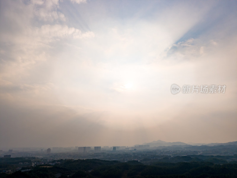 湖南山川丘陵农田乡村蓝天白云航拍图