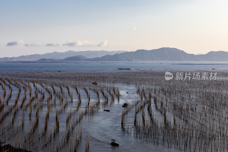 海上日落晚霞的福建霞浦沿海滩涂自然风光