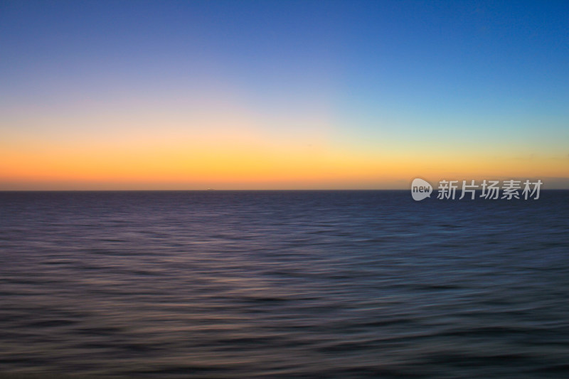 海上的夕阳落日