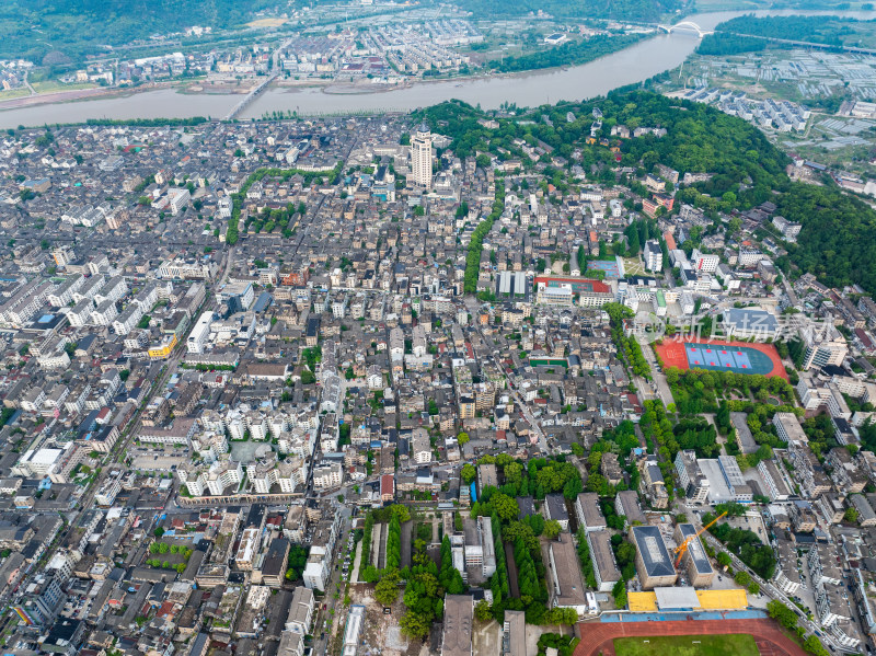 航拍浙江省台州市临海市东湖景区紫阳古街