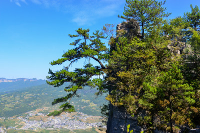 湖北恩施5A景区大峡谷一炷香