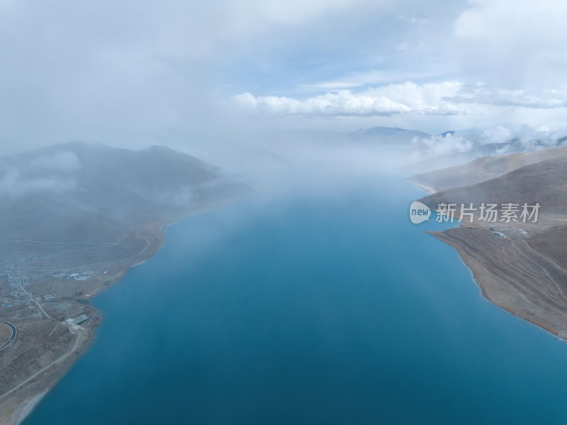 西藏山南羊卓雍措圣湖神湖蓝色高空航拍