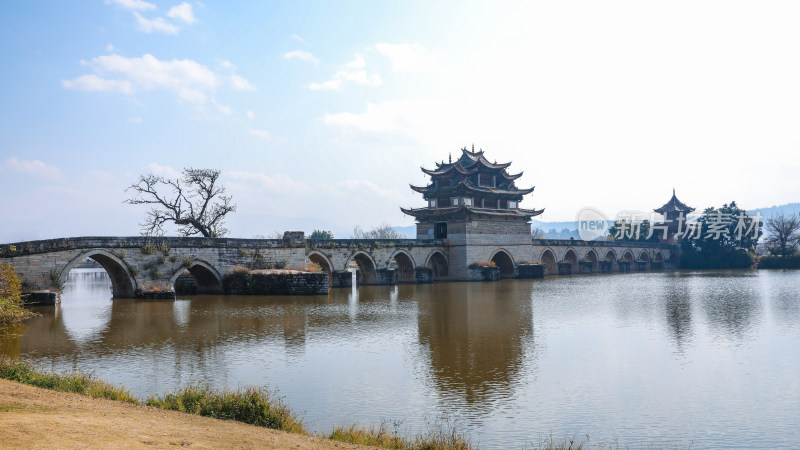 云南昆明建水古城双龙桥景区