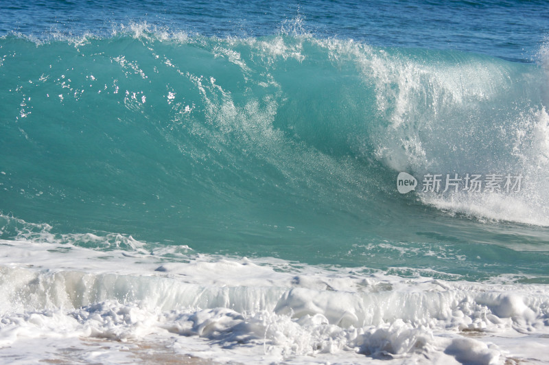 巨浪滔天震撼的大浪巨浪