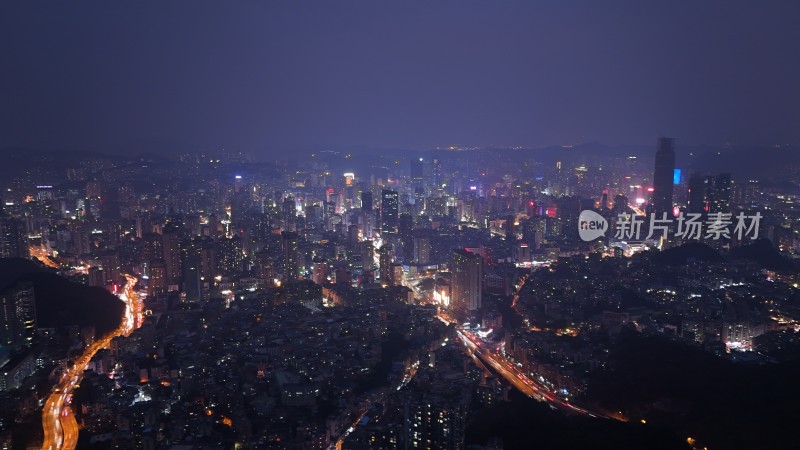 夜幕下灯火辉煌的城市夜景鸟瞰图贵阳