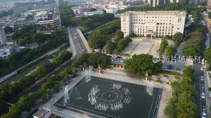 广东东莞：水池喷泉