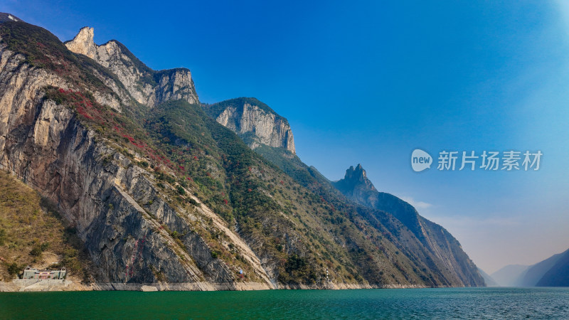 长江三峡巫峡红叶