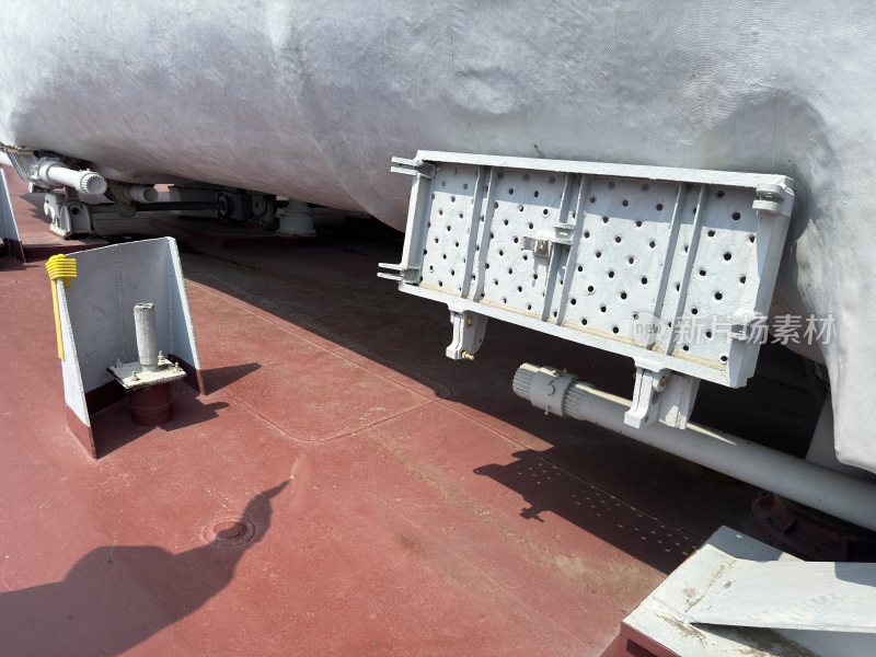 船舶甲板设备特写